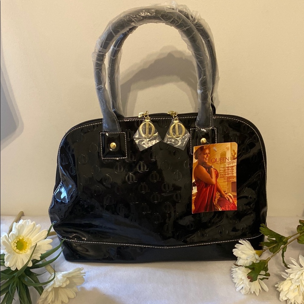 Glossy Black Satchel with Structured Design and Double Handles